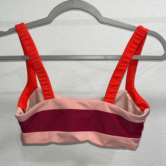 BEACH RIOT SPORT | Marlene Colorblock Top and Legging Set in Merlot | Size L & M - Picture 7 of 13